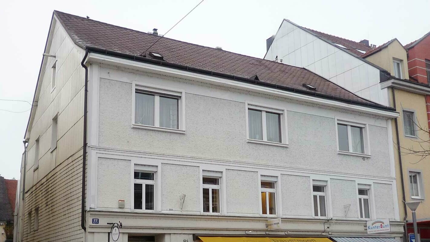 Stav před sanací střechy za použití PREFA střešních panelů FX.12