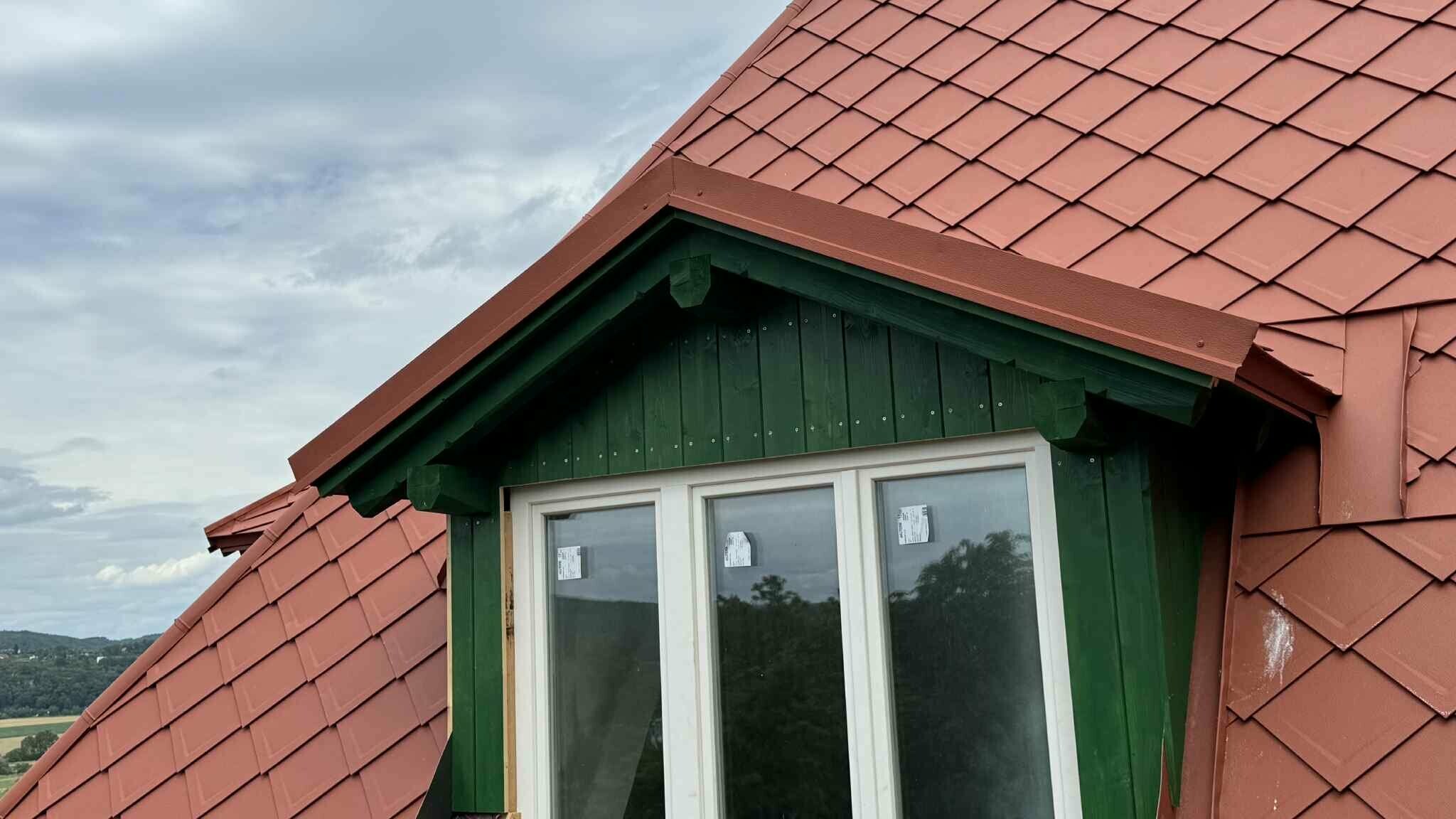 Detail oplechování vikýře s materiály PREFA