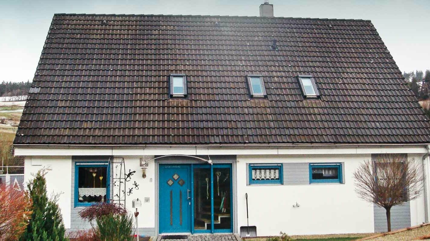 Stav před sanací střechy za použití PREFA střešních panelů FX.12